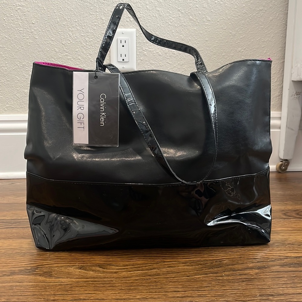 Calvin Klein tote bag NWT